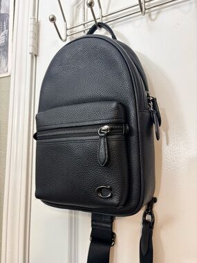 Coach Charter Pack Black Pebble Leather Sling (CP162) - Excellent